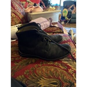Rockport Women's Chukka Boots Size 8.5 Black Suede Rubber Soles Lace-Up